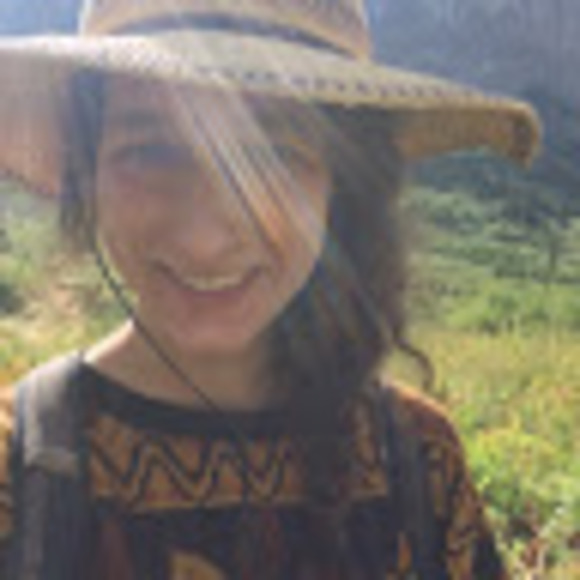 Meet your Posher, Rebecca - Picture 1 of 1